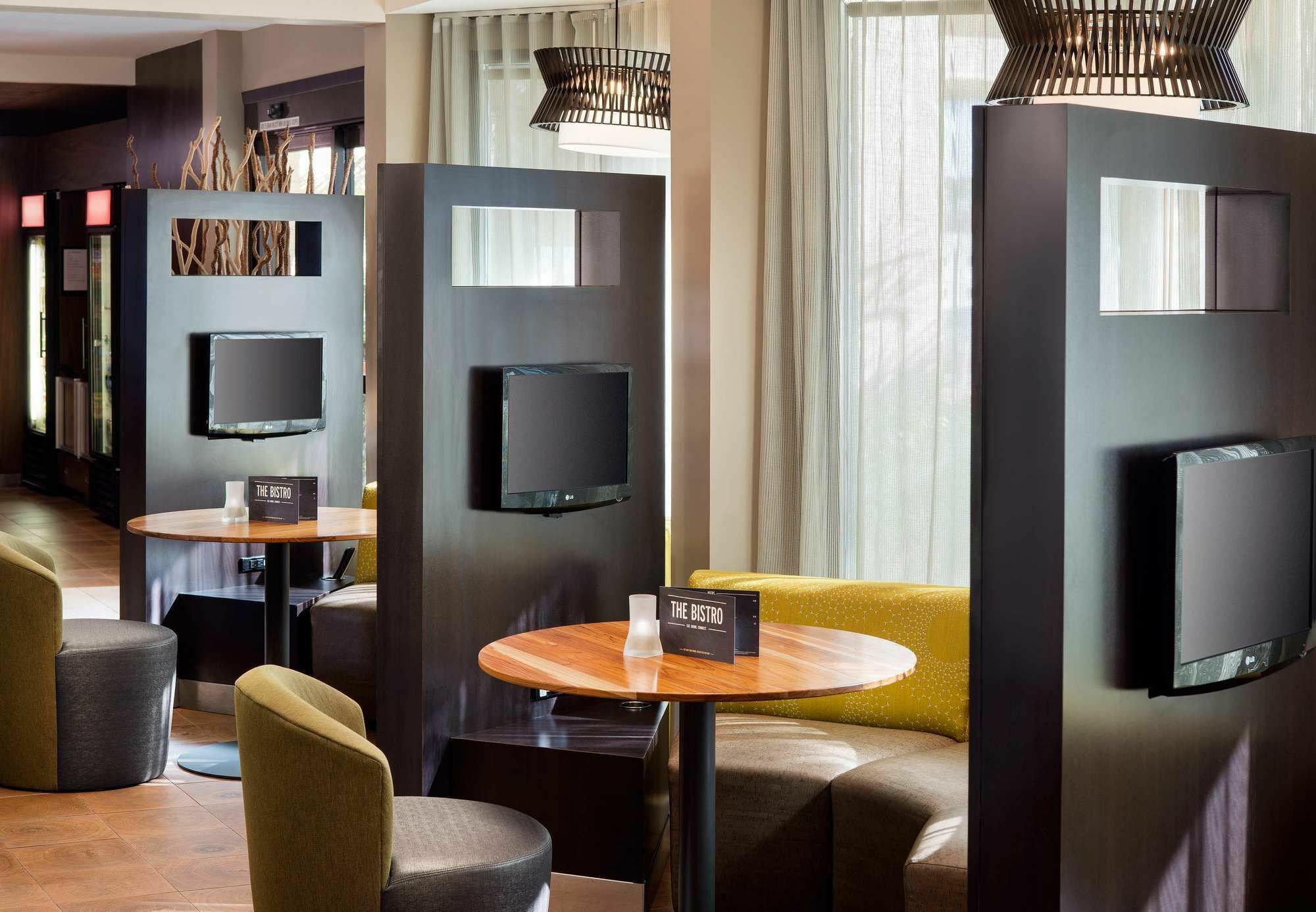 Courtyard By Marriott San Diego Sorrento Valley Exterior photo