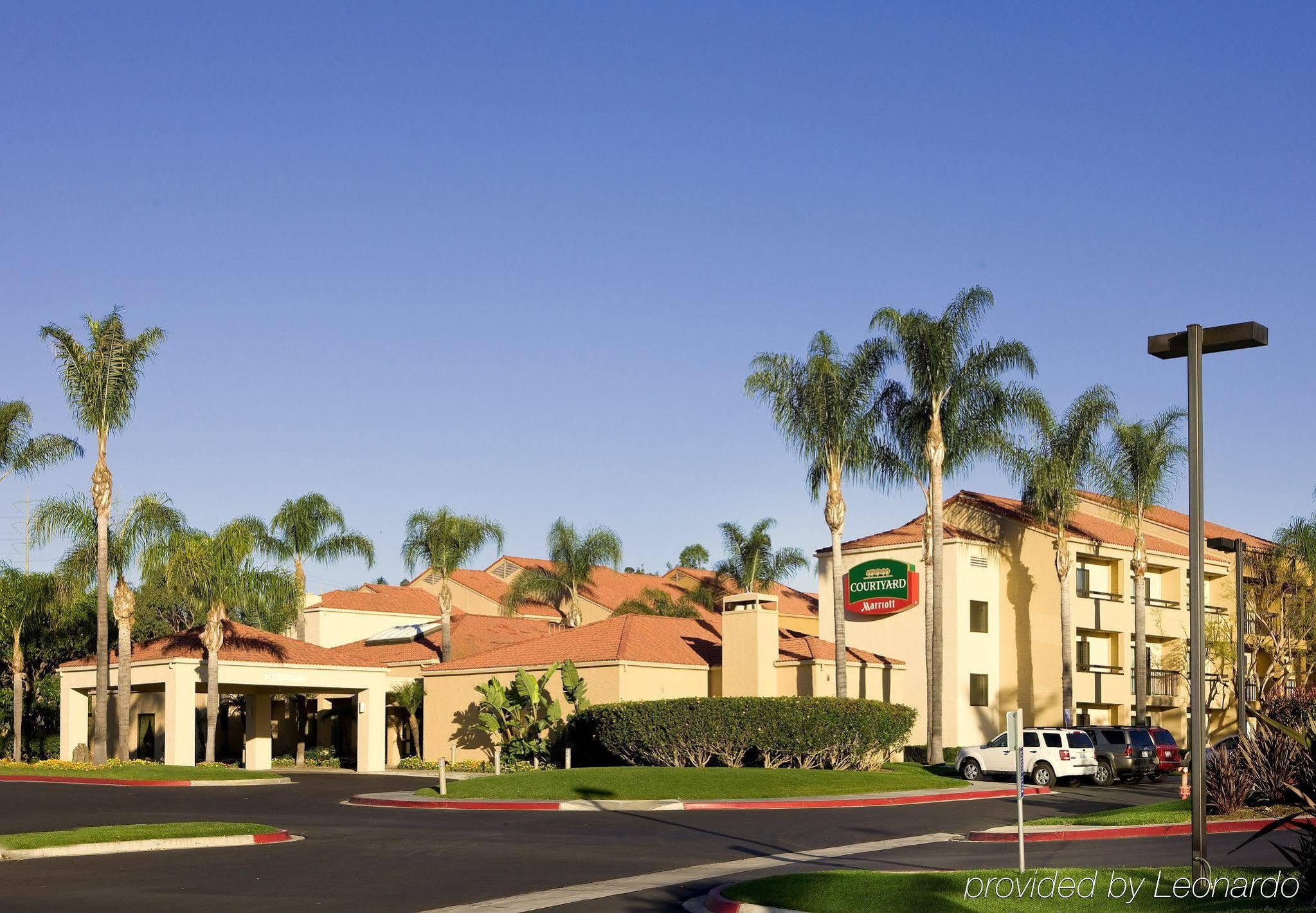 Courtyard By Marriott San Diego Sorrento Valley Exterior photo